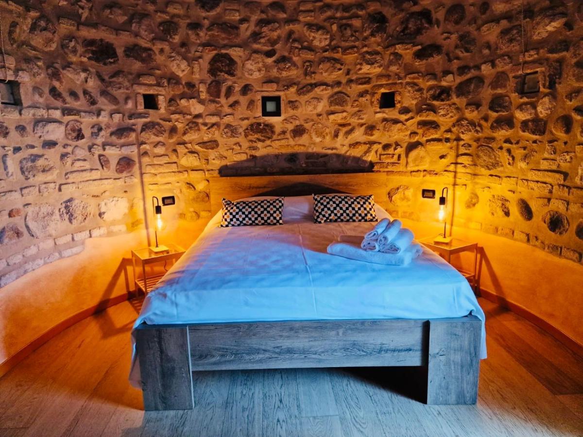 Ferienwohnung Thomas' Castle Pozzolengo Exterior foto